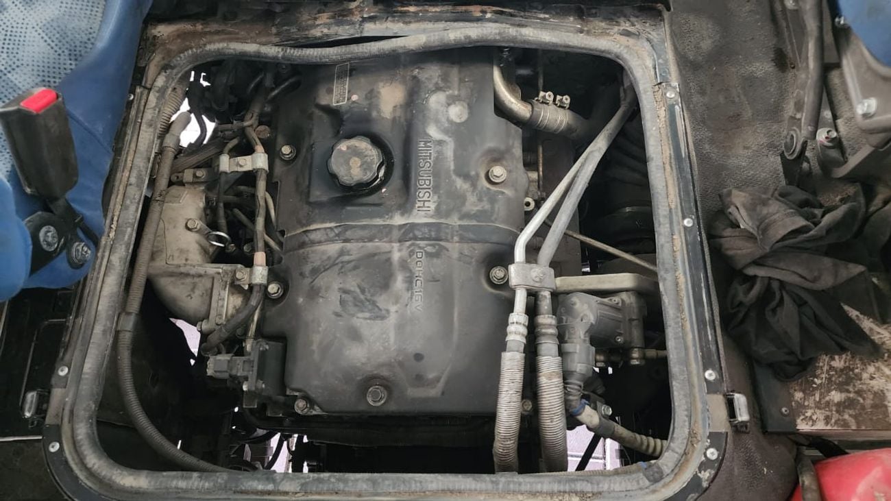 ميتسوبيشي روزا BUS/ DIESEL ENGINE/ M/T / GCC REGISTERED / 28 SEATS / LOT # 20638