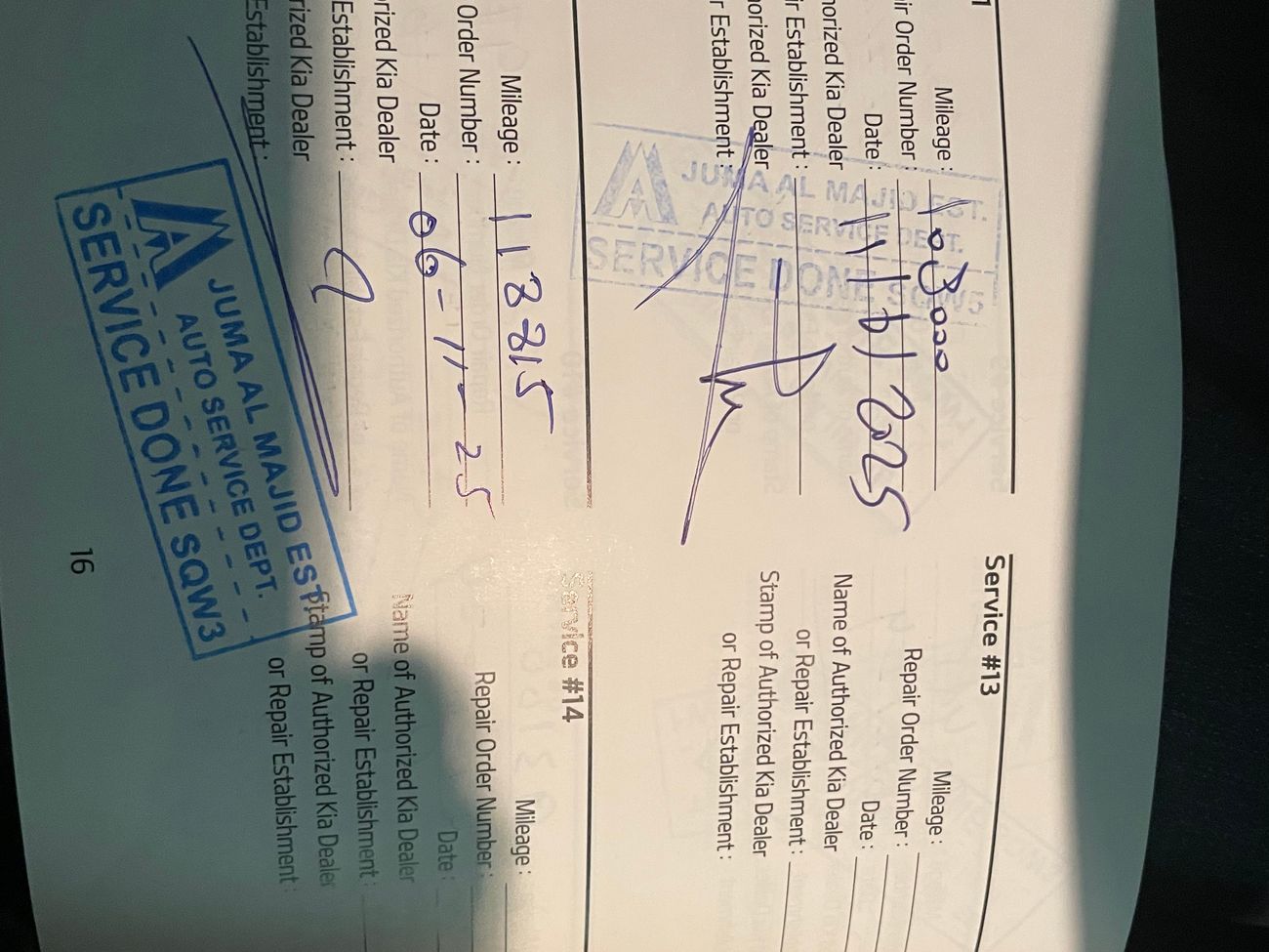 Kia Sorento Base 2.4L