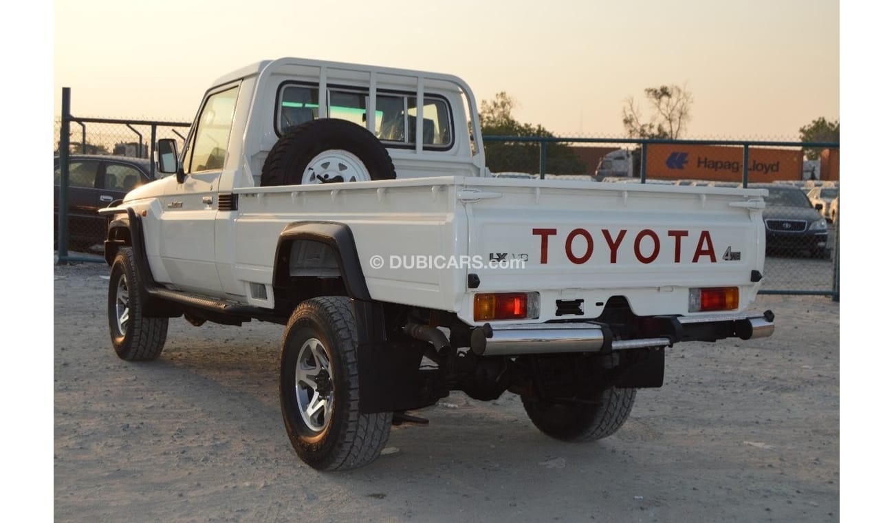 Toyota Land Cruiser Pick Up 1HZ Engine Diesel V6