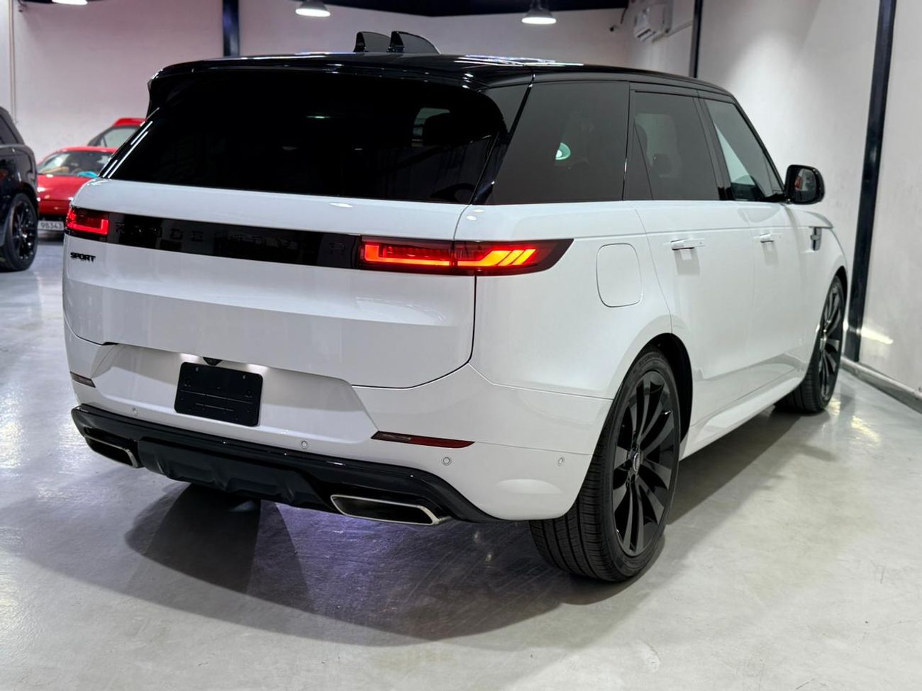 Land Rover Range Rover Sport P400 HSE