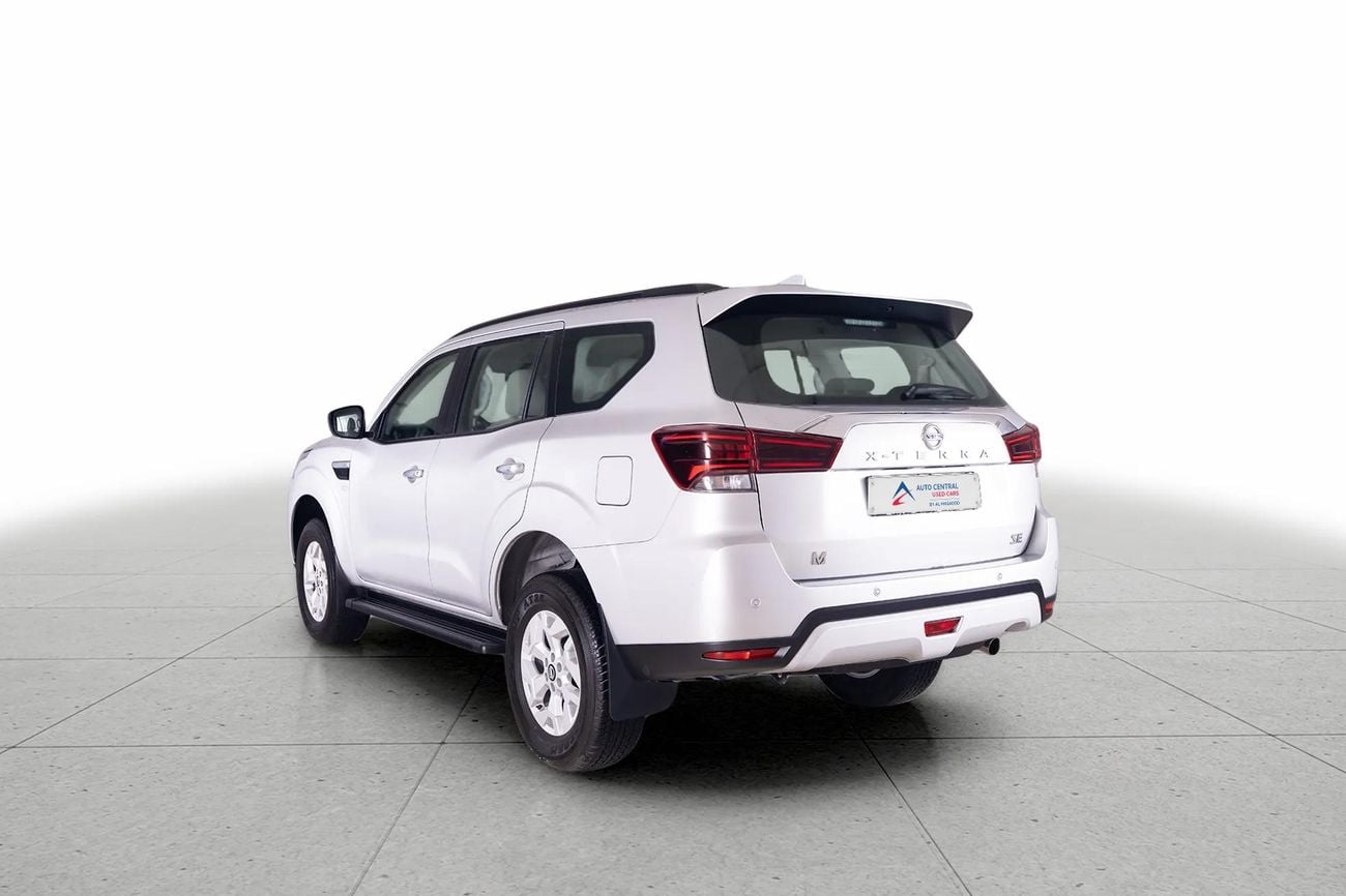 نيسان إكستيرا SE 2.5