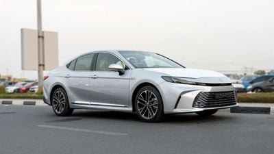 تويوتا كامري 2026 Toyota Camry Lumiere 2.5L AT Hybrid (Silver-Tan)