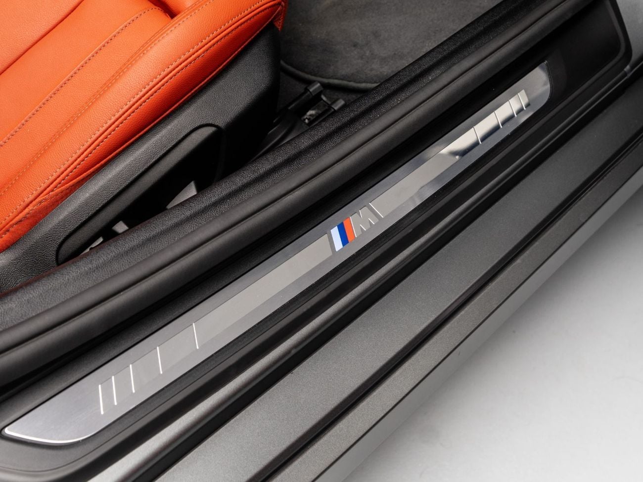 BMW Z4 BUY NOW, PAY 2027 | THE BLACKLINE STANDARD |  2030 Warranty + Service, GCC, Low KM's