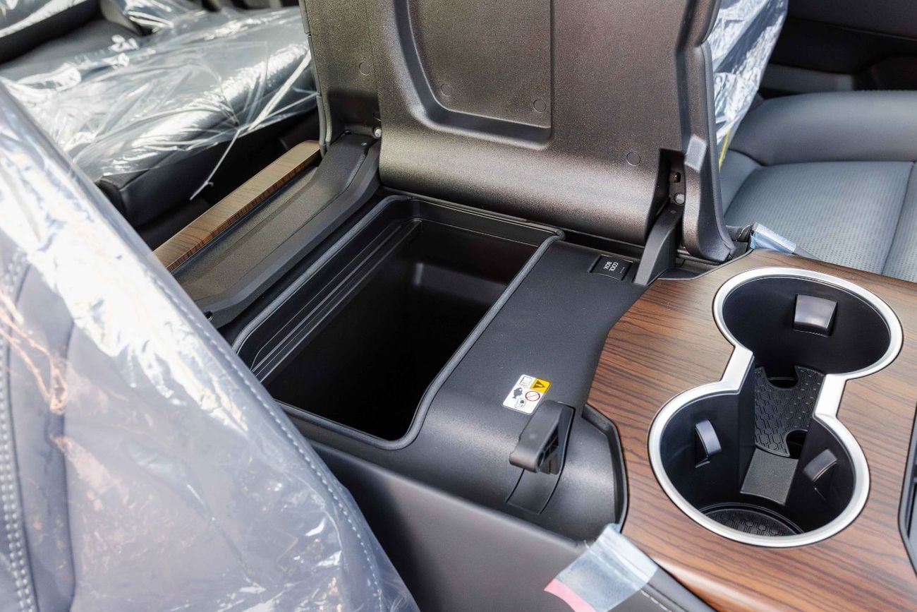 Toyota Land Cruiser VXR