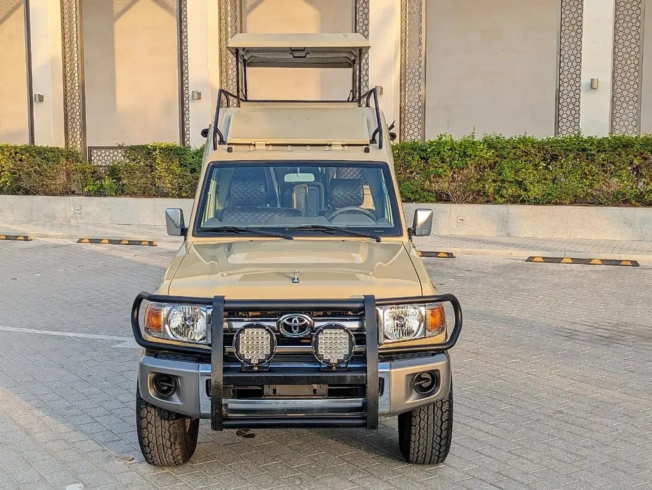 تويوتا لاند كروزر 70 LC 78 Base LAND CRUISER MODIFIED TO SAFARI TRUCK GCC IN EX