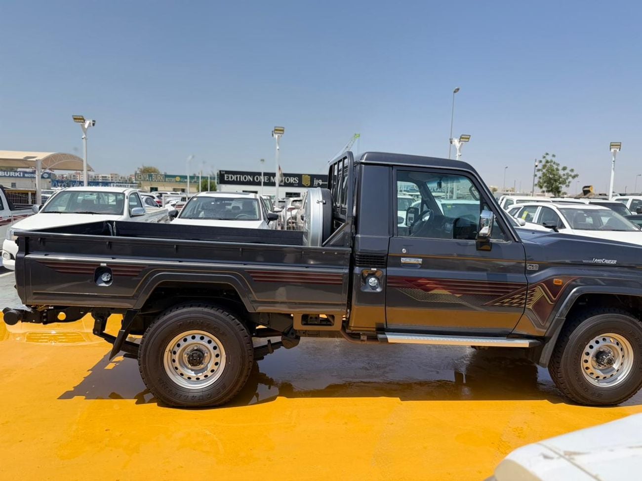 Toyota Land Cruiser Pick Up Std 4.0L Double Cab Utility 4WD