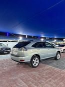 لكزس RX 330 2005 لكزس RX 330 مع الحد الأدنى من الأضرار، السيارة في حالة جيدة.