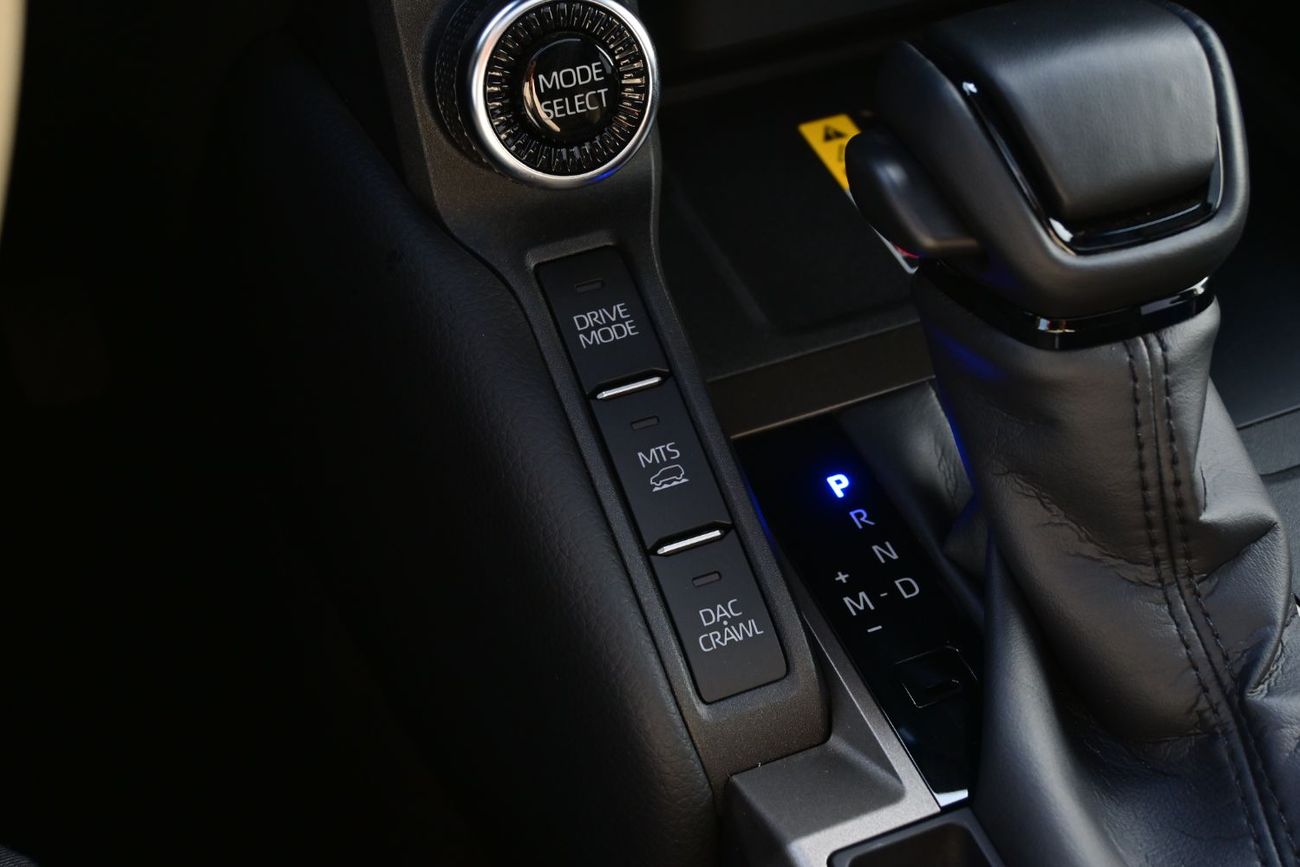 Toyota Prado Toyota Land Cruiser Prado First Edition, i-FORCE MAX 2.4L Turbo L4 Hybrid