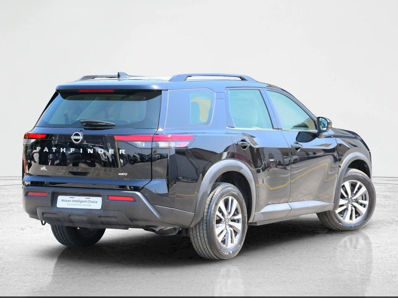 Nissan Pathfinder S 2.0