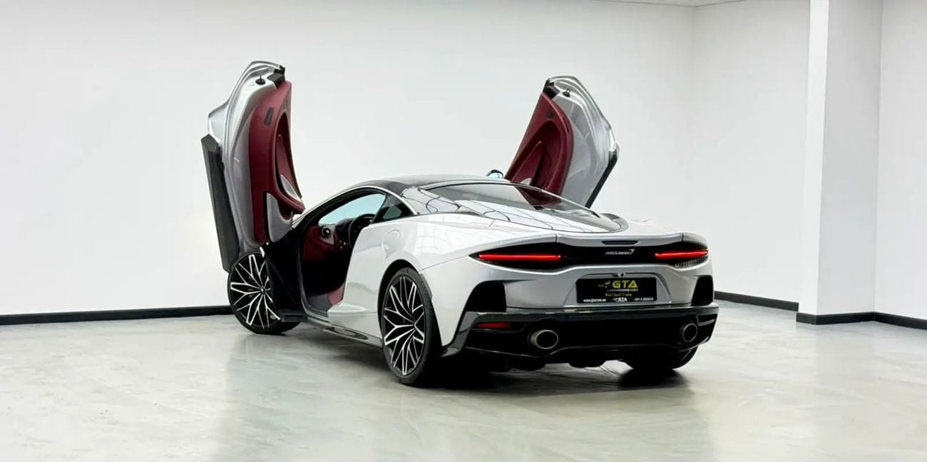 McLaren GT STANDARD Warranty, Carbon Fiber Package, Fully Loaded, Excellent Condition, GCC