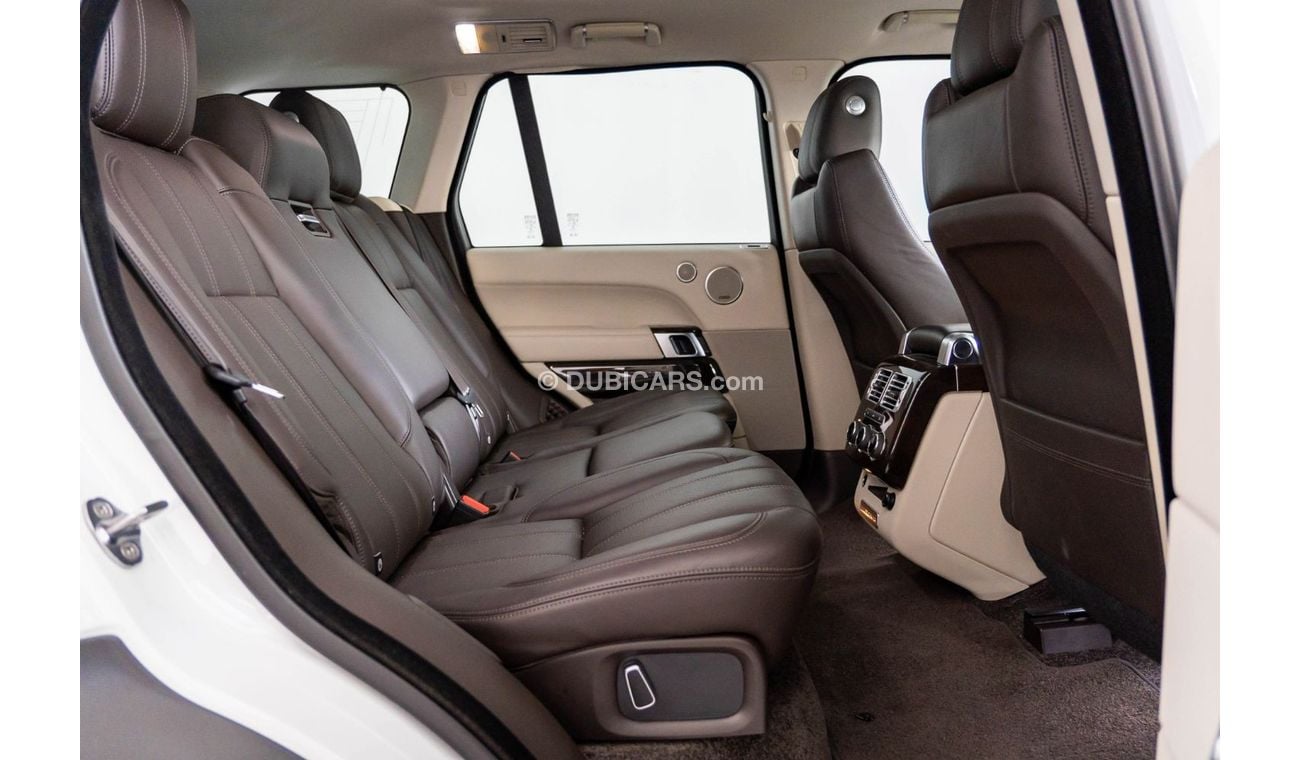 Land Rover Range Rover 2015 Range Rover Vogue SE / 5.0L V8 Supercharged / Full Service History