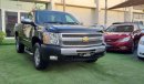 Chevrolet Silverado Gulf - electric chair - remote - screen - cruise control - rings - sensors - fog lights in excellent