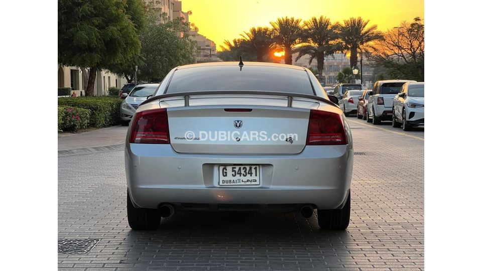 Used Dodge Charger 2006 for sale in Dubai 719887