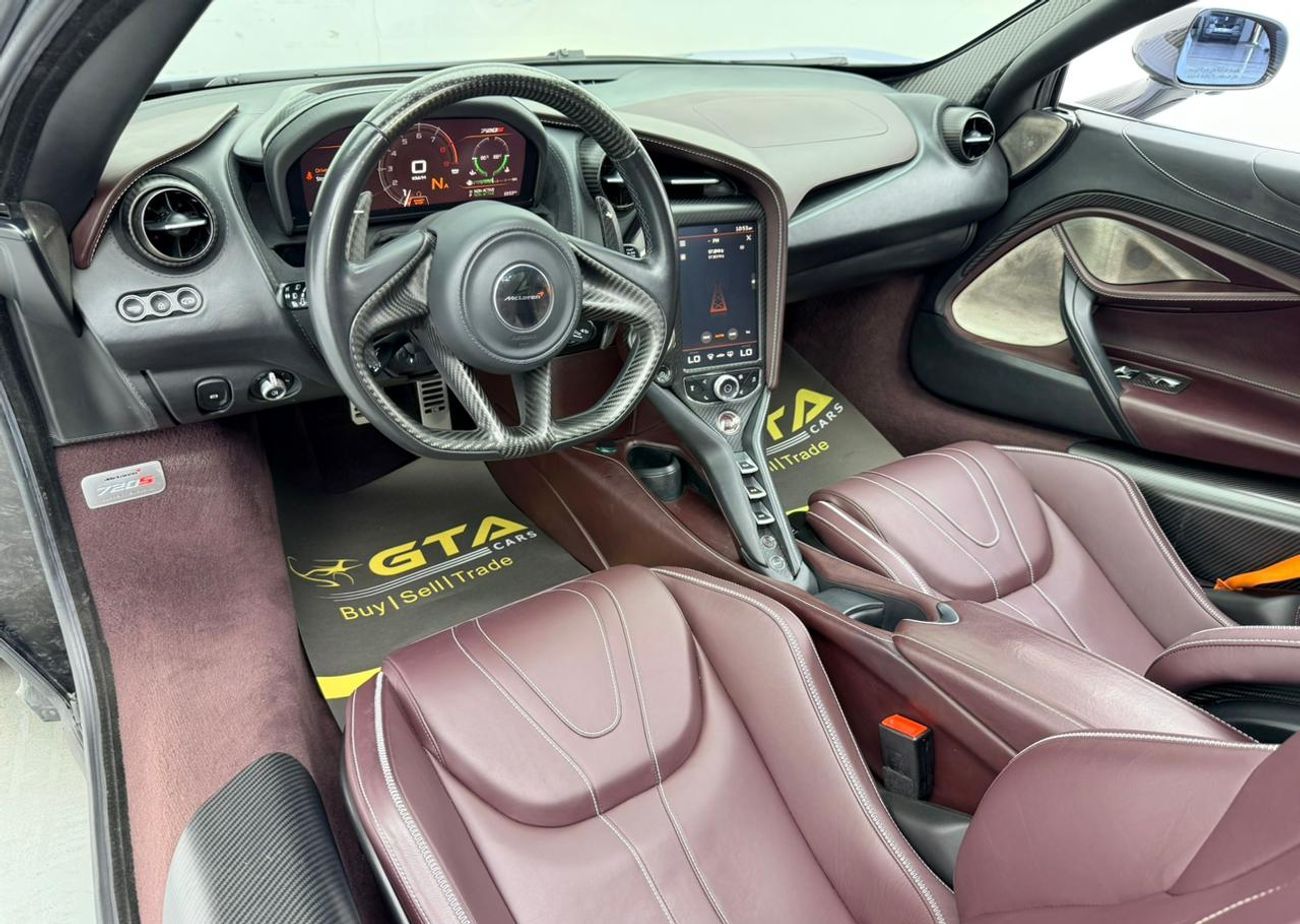 McLaren 720S LUXURY 2018 McLaren 720S Luxury, McLaren Warranty+Service Contract+Full Service History, GCC