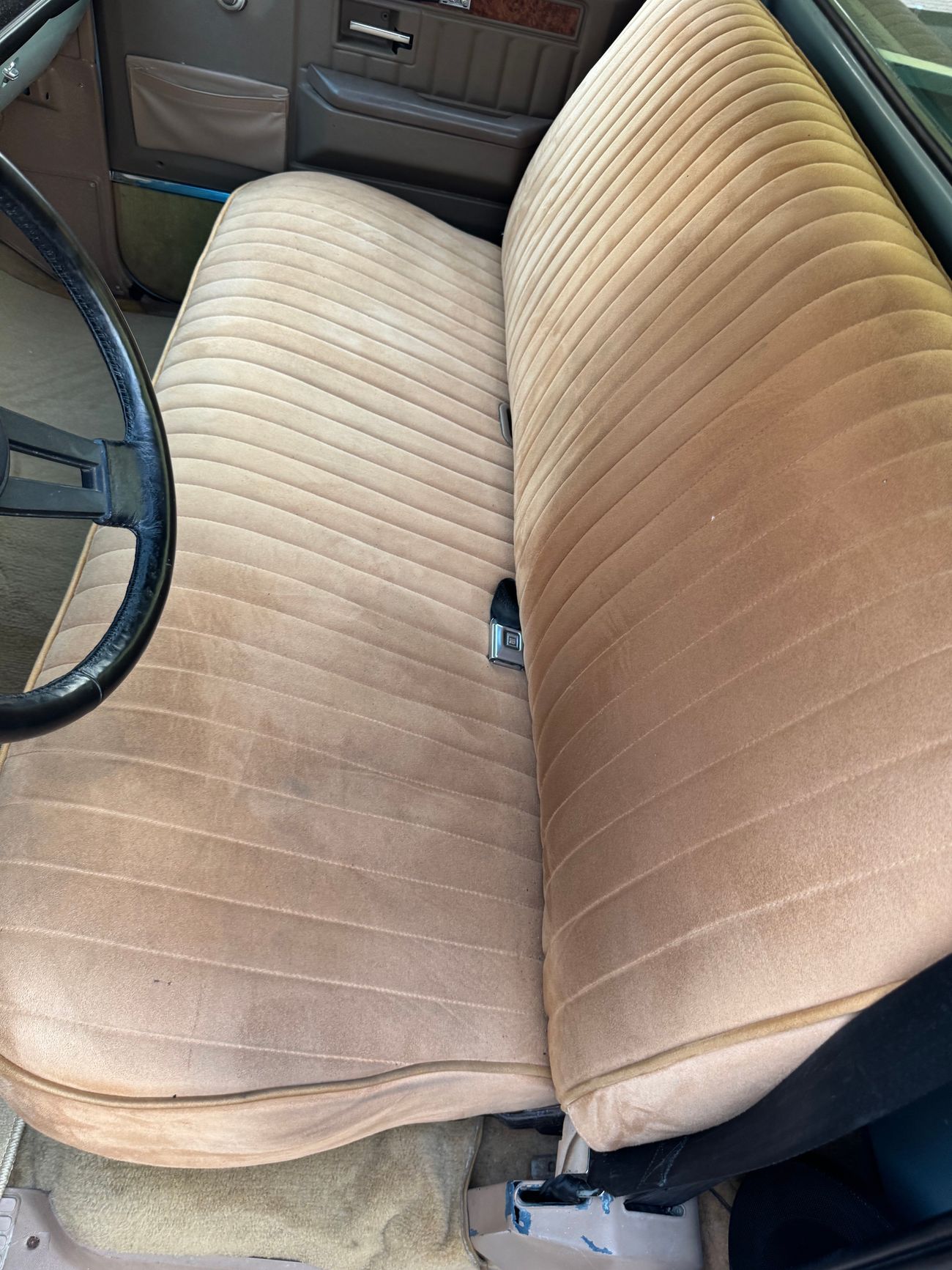 جي أم سي سييرا Classic Model C-1500 5.0L V8