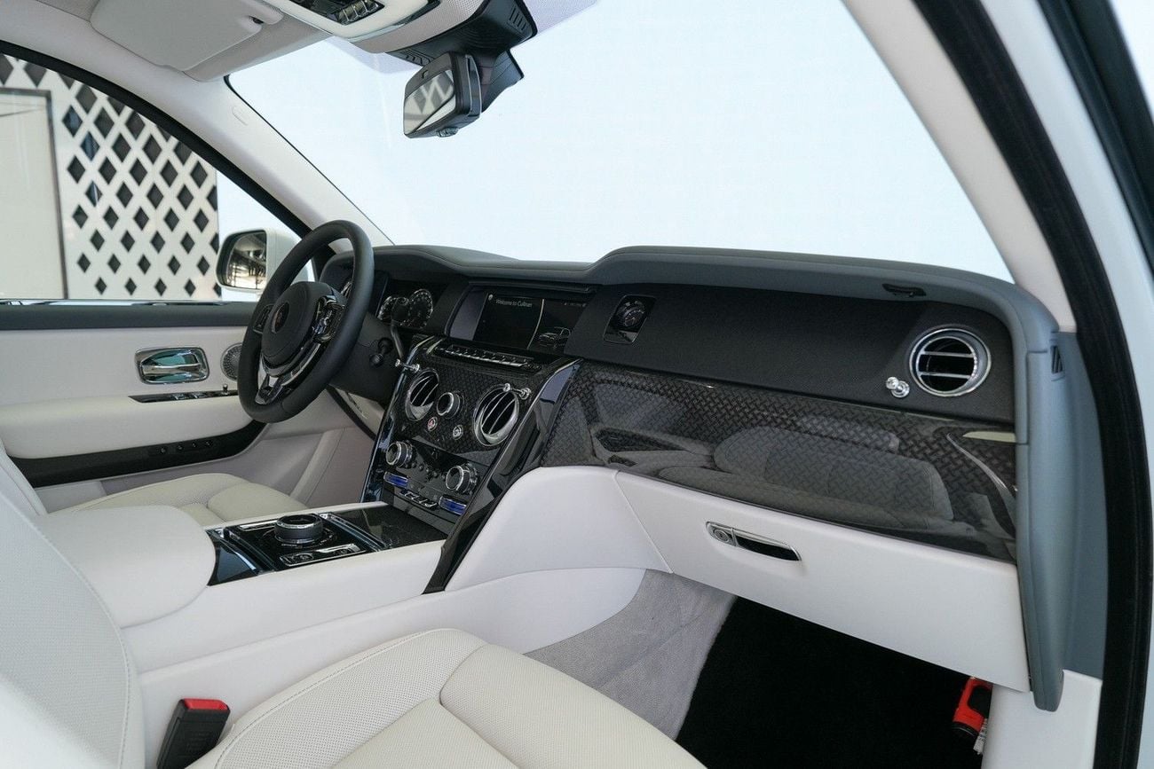 Rolls Royce Cullinan BLACK BADGE