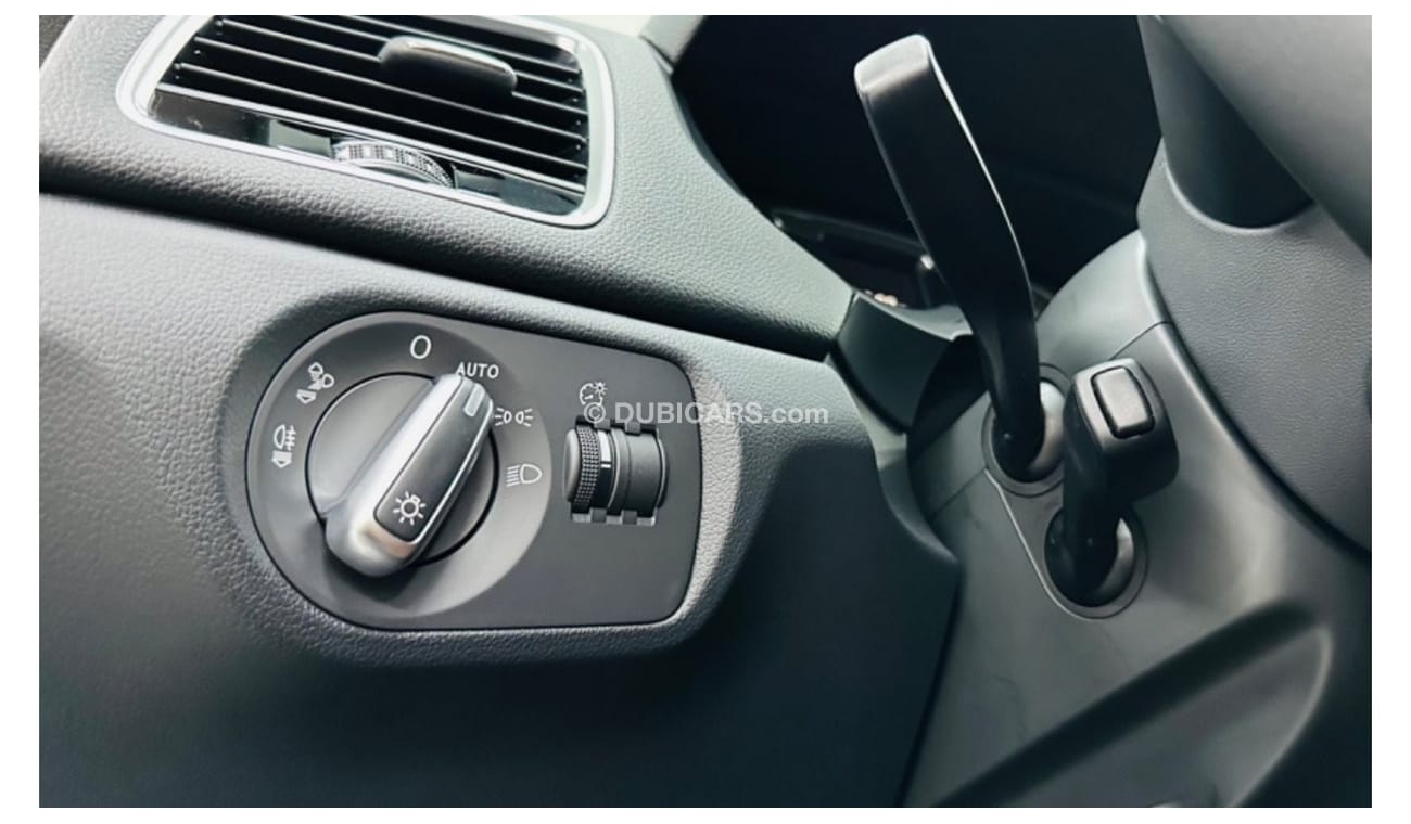 Audi Q3 35 TFSI S-Line GCC .. FSH .. S line .. Perfect Condition .. 4Cyl