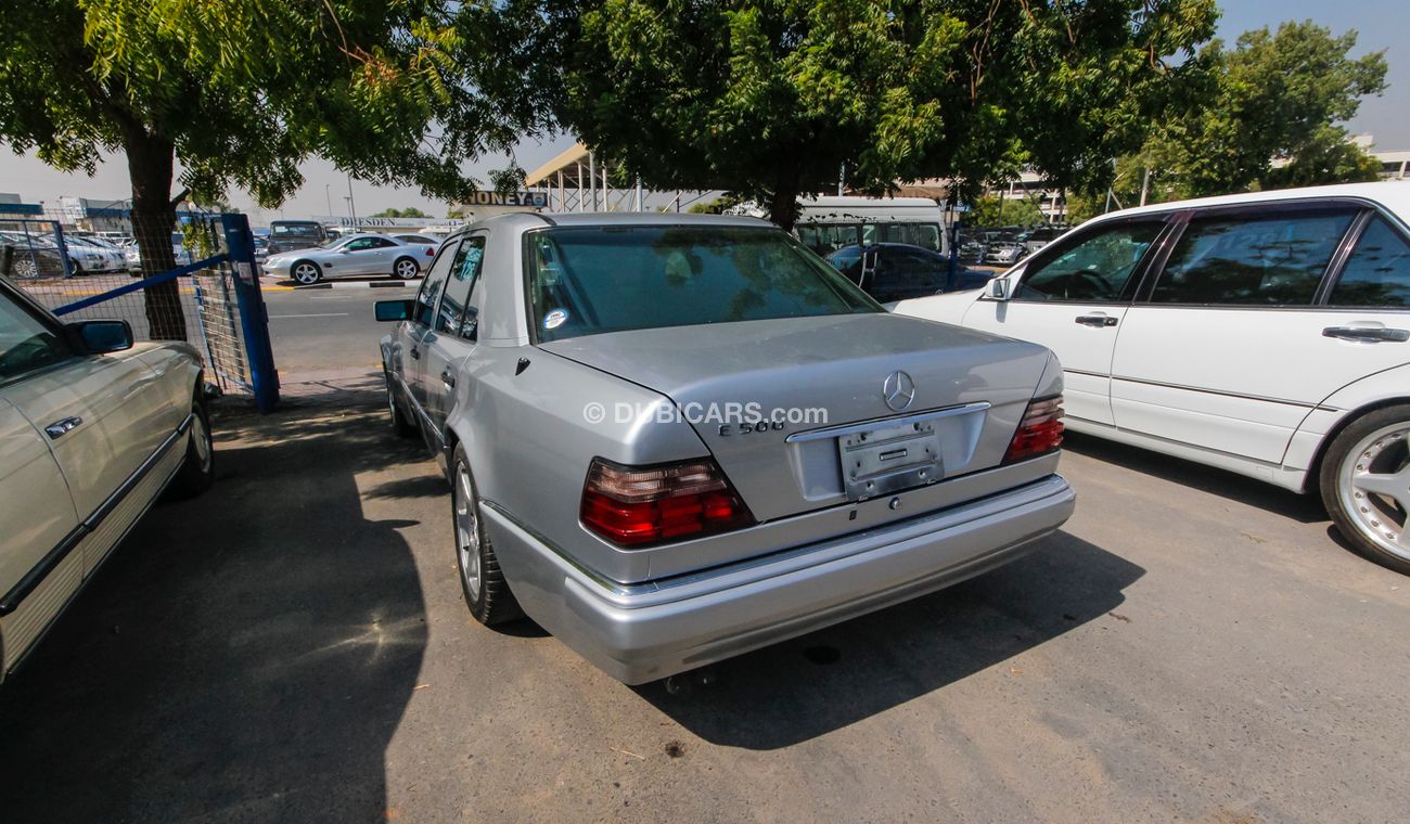 Mercedes-Benz E 500