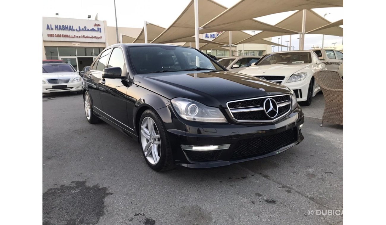 مرسيدس بنز C 250 مرسيدس C250 كت 63موديل 2013 سياره حاله الوكاله من الداخل والخارج فل اوبشن فتحه وجلد نفيجشن مثبت س