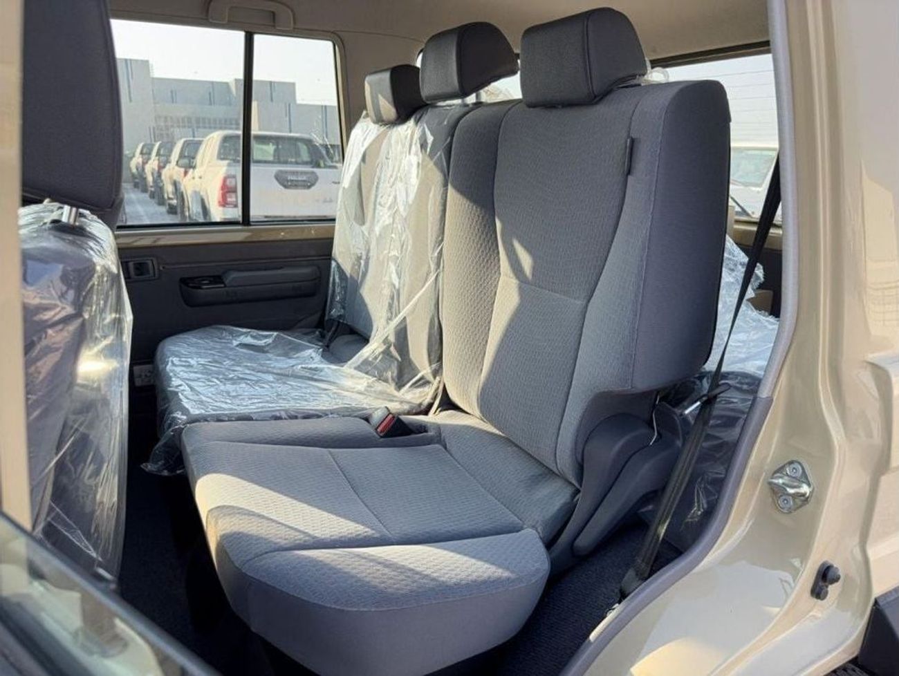 Toyota Land Cruiser 70 2024 Toyota LC76 4.0 Hard Top LX HI - Beige inside Bluish Grey | Export Only