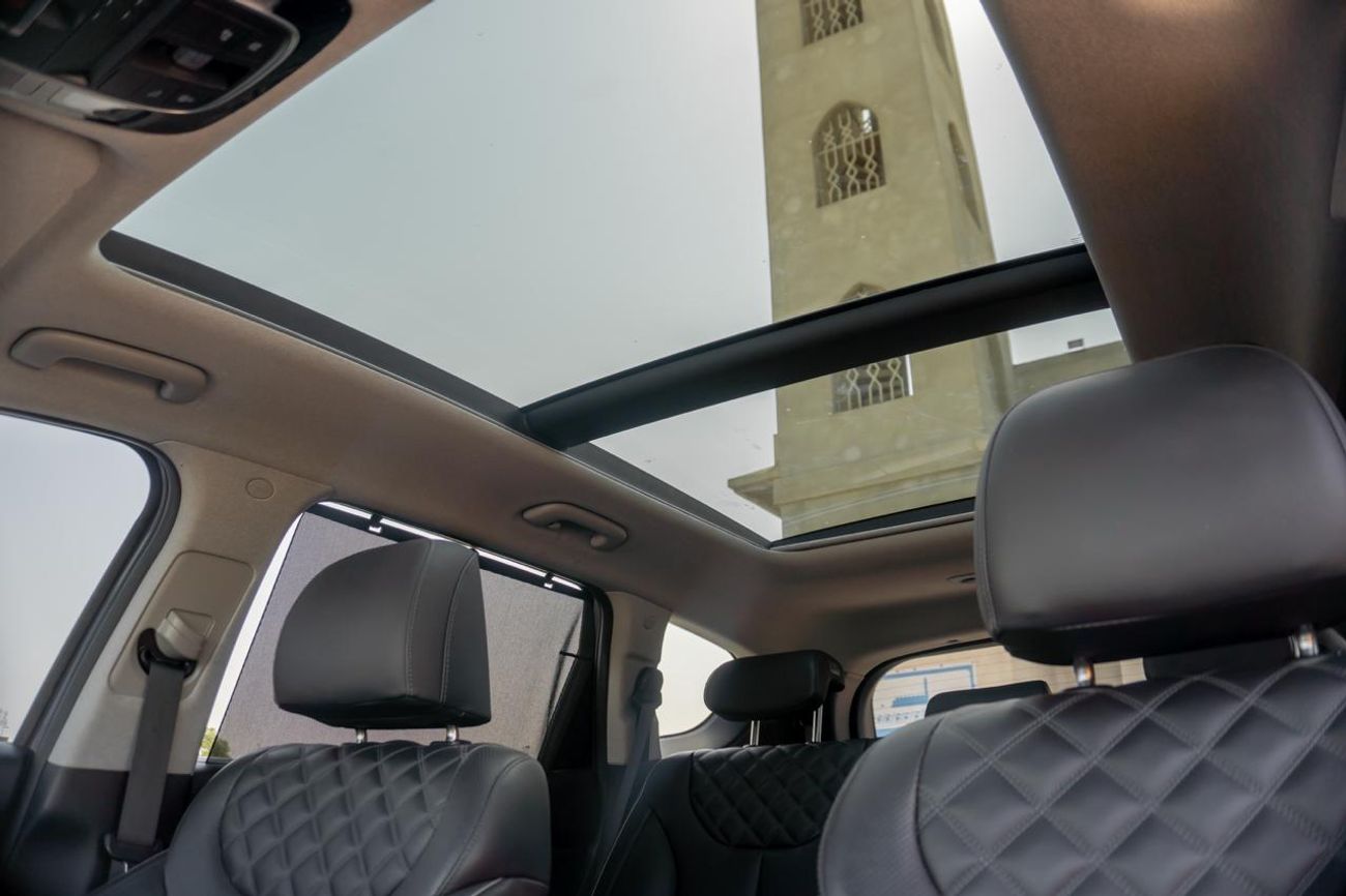 Hyundai Santa Fe hybrid