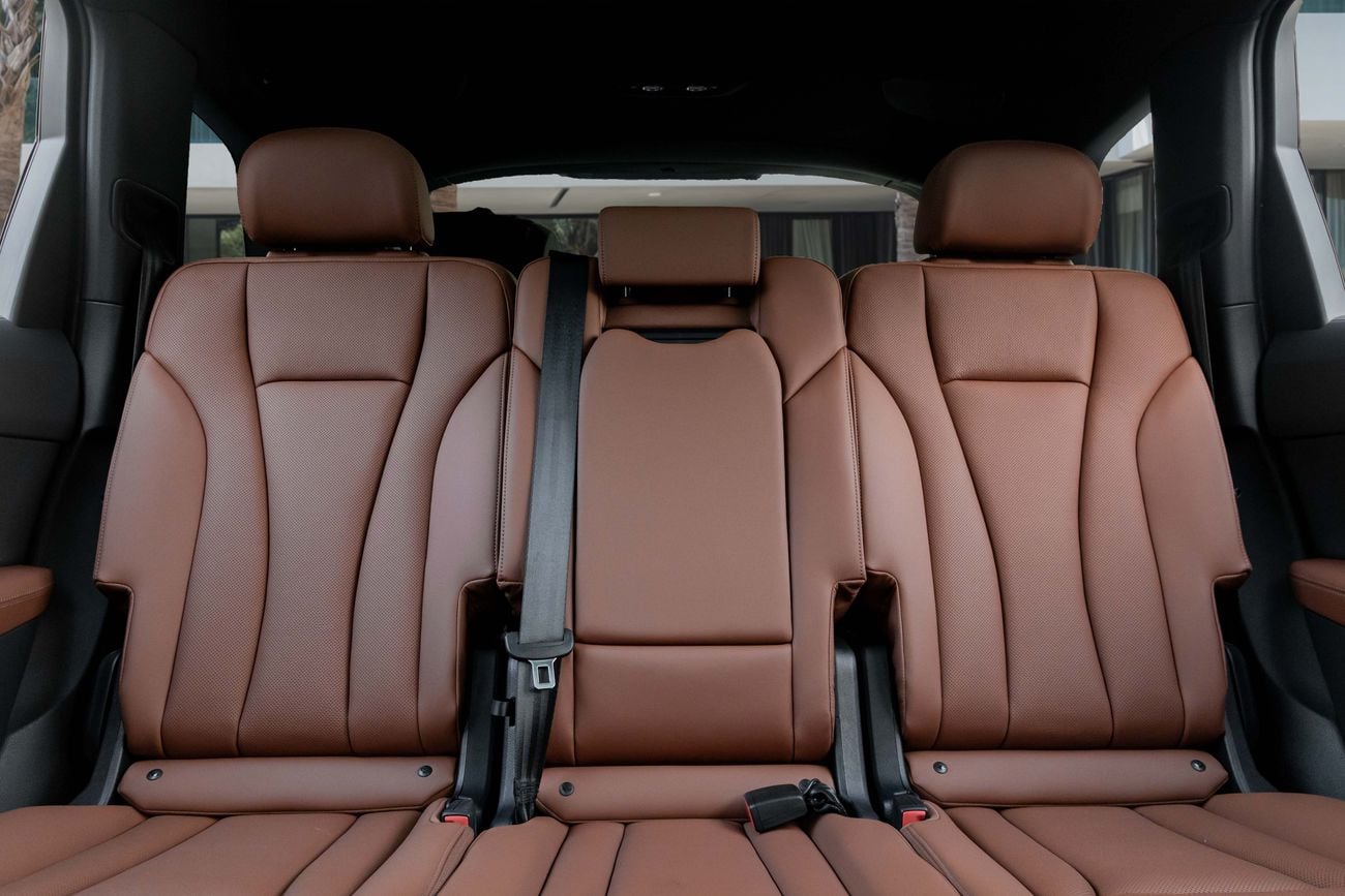 Audi Q7 Q7 S-Line | 5,386 P.M | 0% Downpayment | Q7 3.0L S-Line|Audi Warranty!