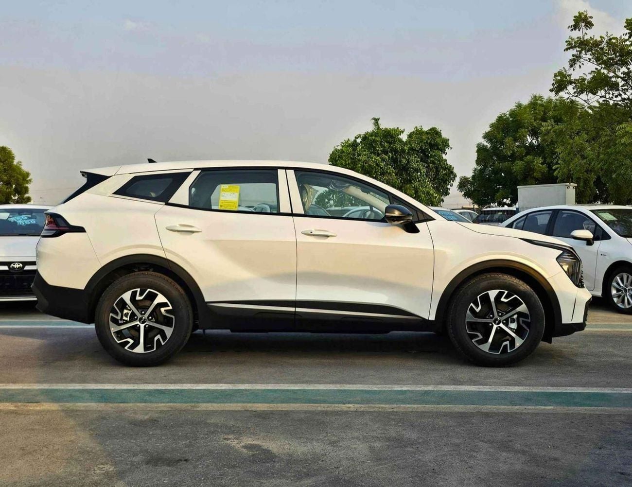 Kia Sportage PREMIUM SMART VERSION / 1.5L V4 PETROL / 360 CAMERA / PANORAMIC ROOF (CODE # KSRP)