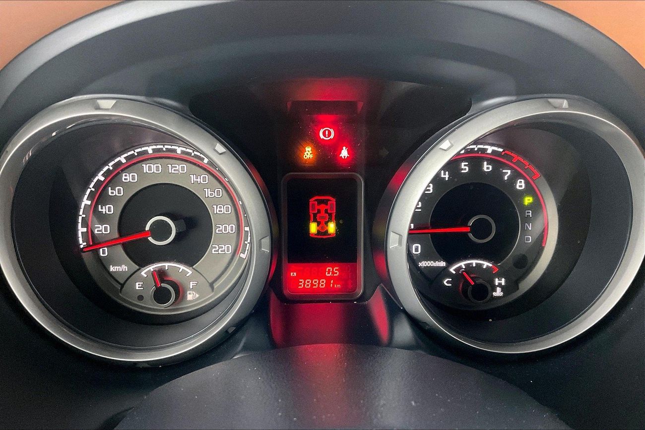 ميتسوبيشي باجيرو Signature Edition | شامل الضمان | 0 ﺪﻔﻋﺓ ﺃﻮﻟﻯ