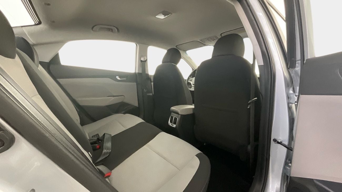 Hyundai Accent 1.6 AUTO GL AUTO SMART PLUS | Guaranteed Warranty | 0 Down Payment