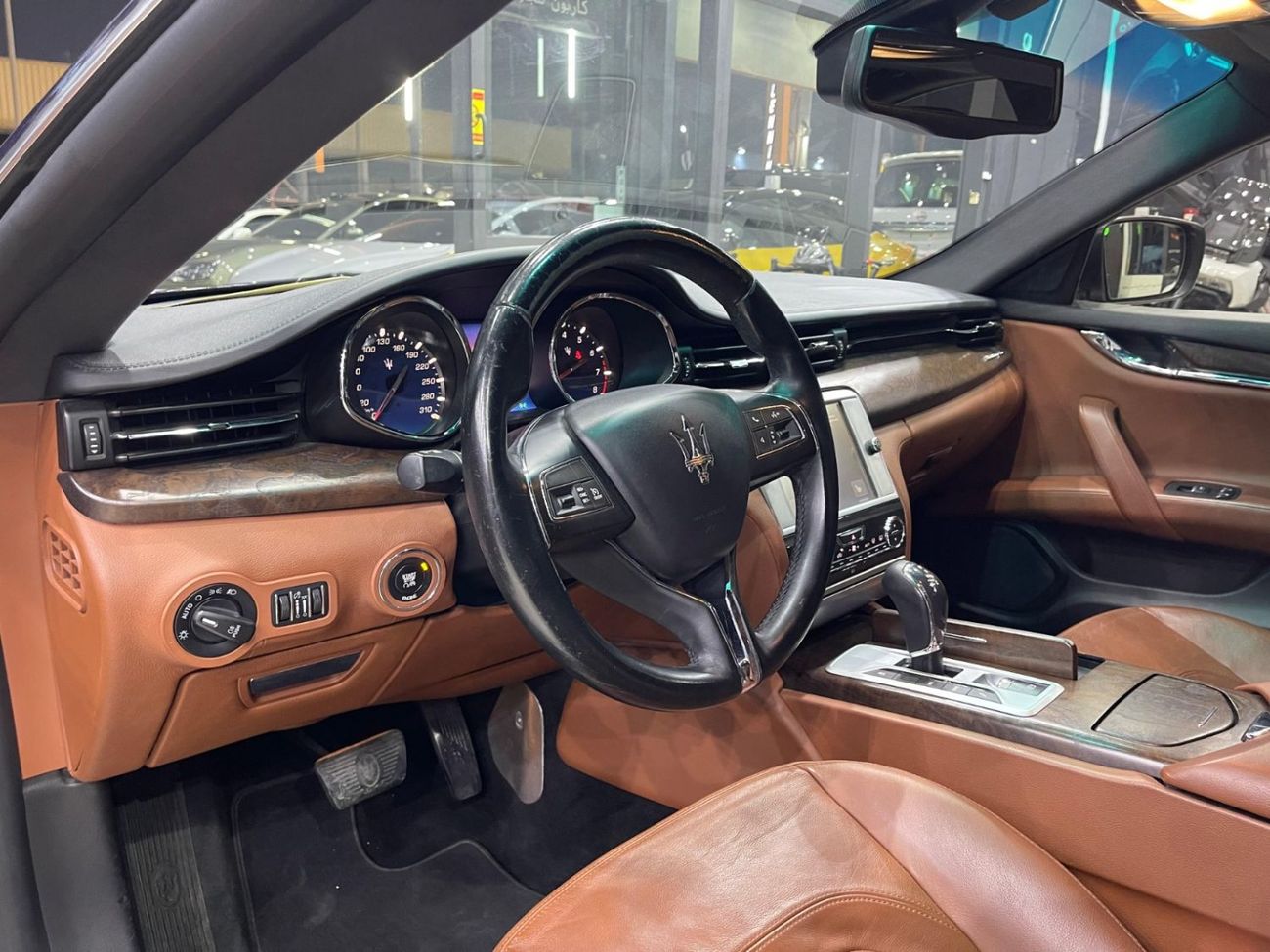 Maserati Quattroporte Std 3.0L (350 HP)