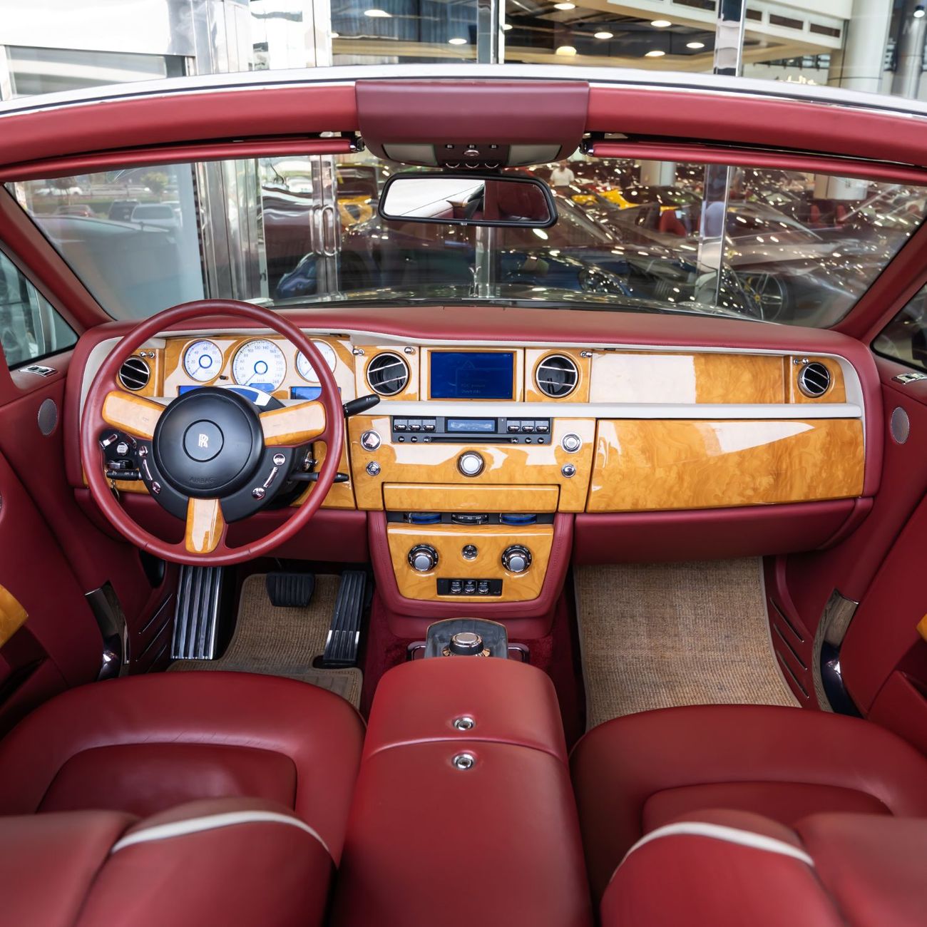 Rolls-Royce Phantom 2009 ROLLS ROYCE PHANTOM DROPHEAD GCC DONE 67,000KM