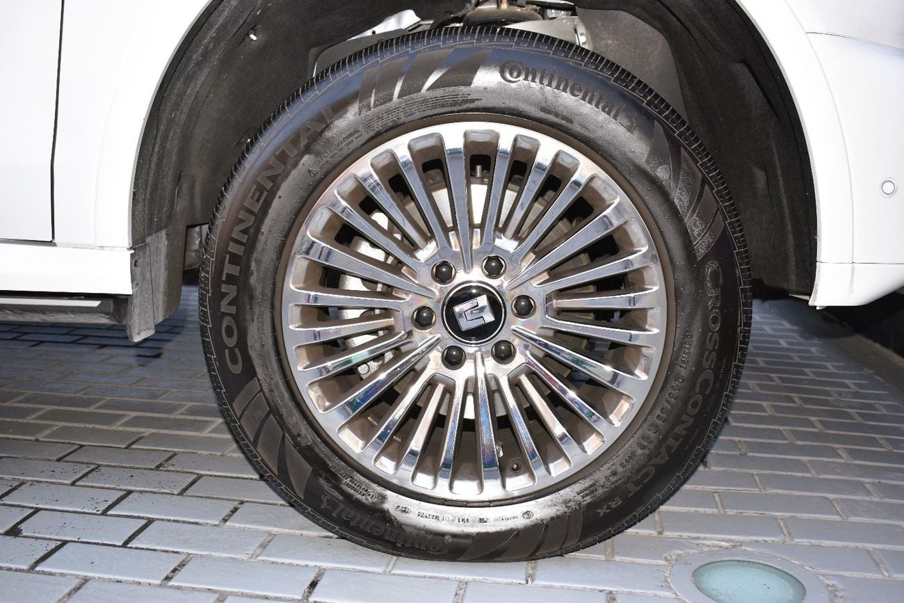 Tank 500 FROM 2,749 PM. PRESTIGE 4WD 3.0 TC AT. FREE MANUFACTURER