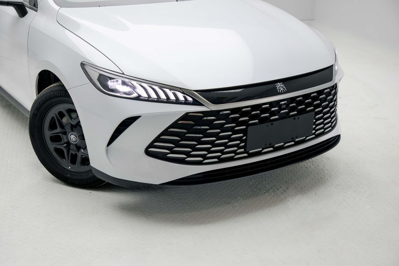 بي واي دي كين بلاس DM-i ID Leading Version 1.5L - White Inside Grey | Export Only