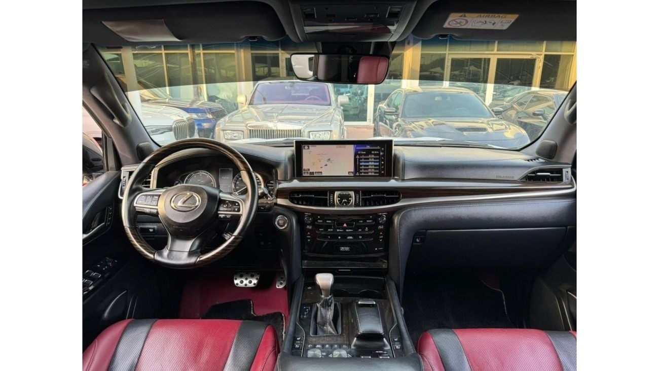 Lexus LX 570 Signature Black Edition LX570 SIGNAITUR 2018 (صبغ وكاله بدون حوادث) ,Free accident ،٪؜ Original pain