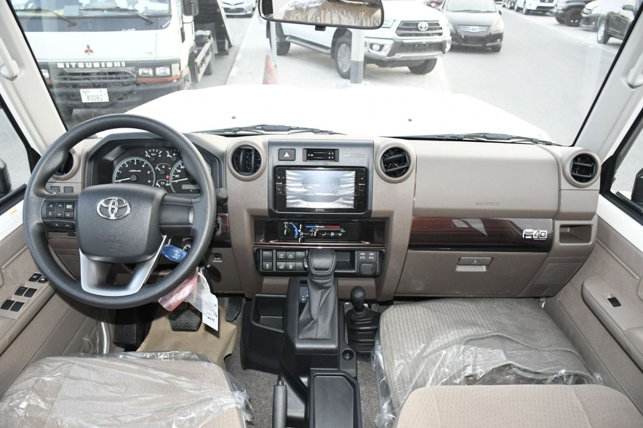 Toyota Land Cruiser 70 LX GDJ76 2.8L TDSL - E AT 40th Anniversary Package 2025YM