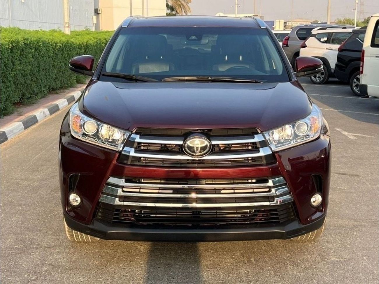 تويوتا هايلاندر 2018 XLE PUSH START ENGINE 4x4 USA IMPORTED - ONLY EXPORT
