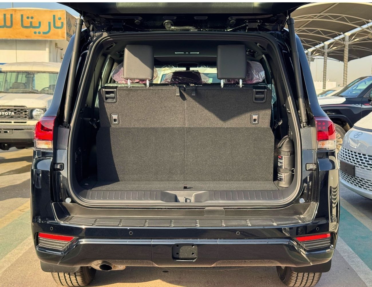 تويوتا لاند كروزر GXR / 4.0L PETROL / PWR SEATS & VENTILATION / SPEEDOMETR / SUNROOF / HIGH OPTION / CODE# GXR42H