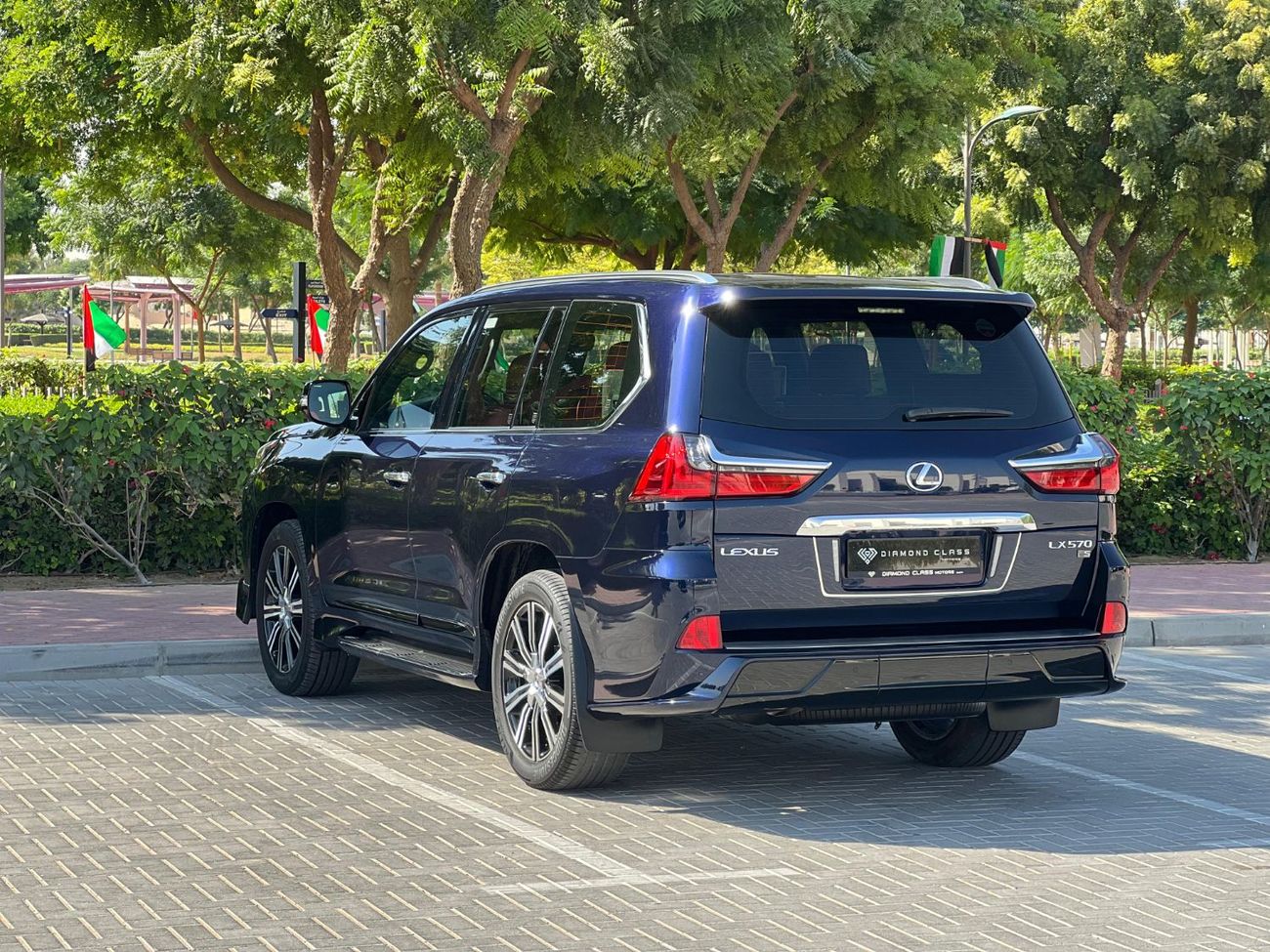 لكزس LX 570 Signature 5.7L