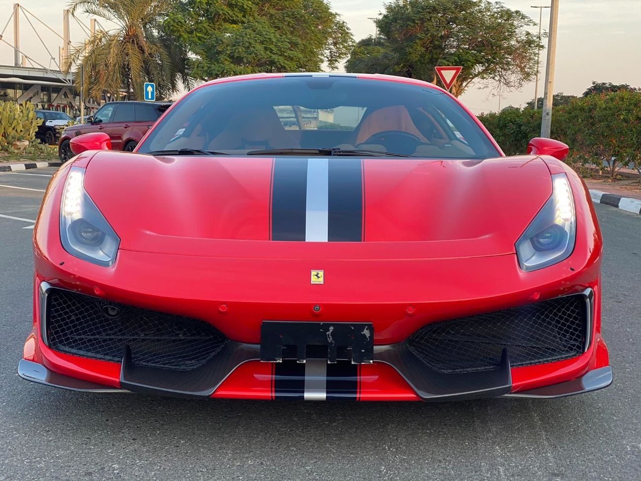 Ferrari 488 Pista GCC SPEC NEAT AND CLEAN LESS KILOMETER