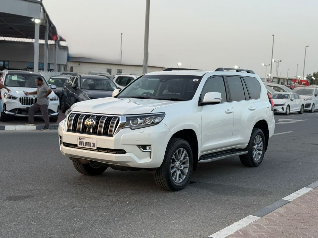 Toyota Prado GOOD CONDTION | 2800CC DIESEL | 4WD | RHD | 7 SEATER | AUTOMATIC SUV