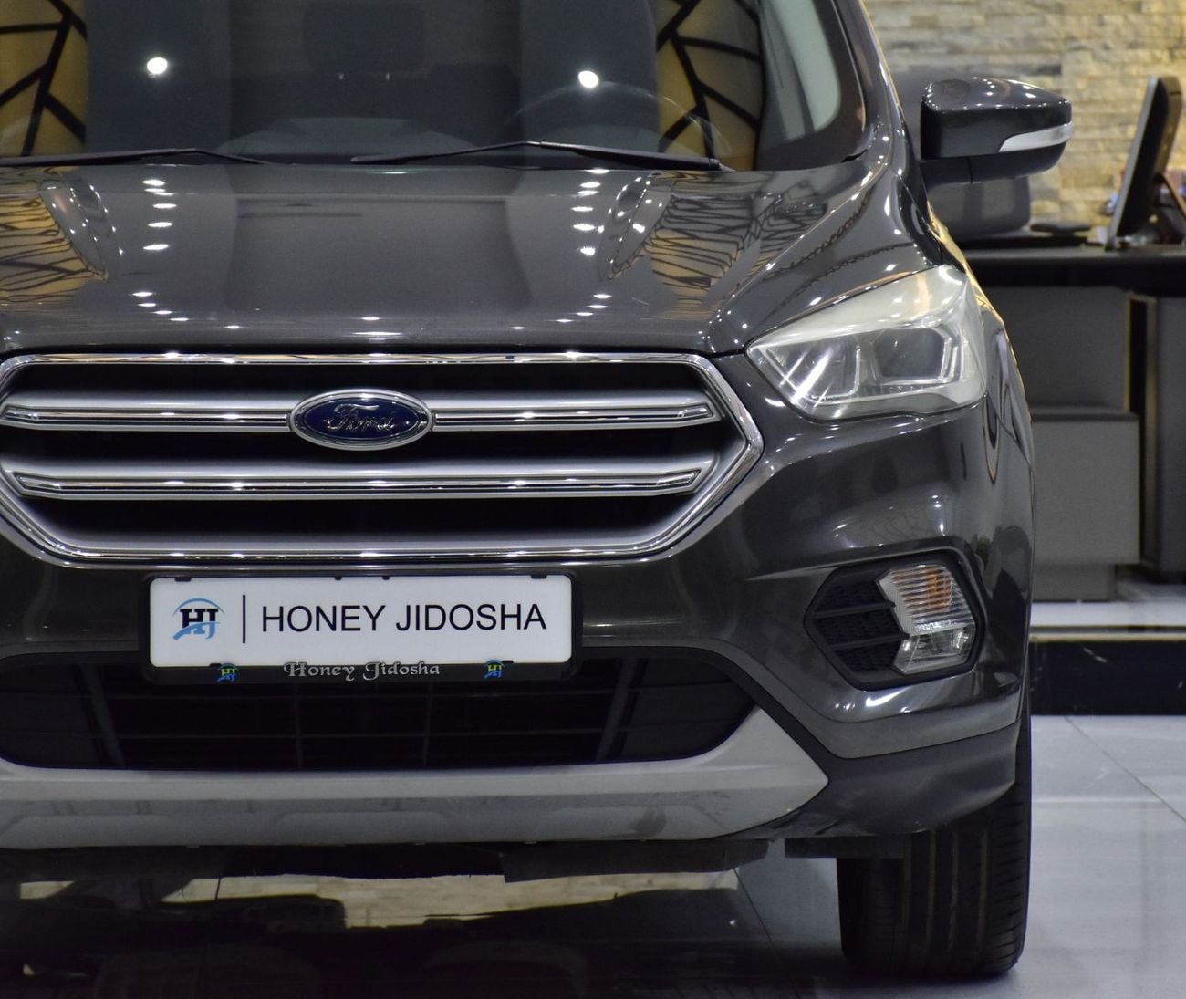 Ford Escape TITANIUM EXCELLENT DEAL for our Ford Escape Titanium AWD ( 2019 Model ) in Grey Color GCC Specs