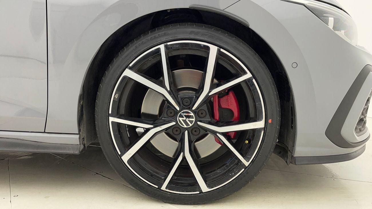 فولكس واجن جولف GTI P2 2 | بدون دفعة مقدمة | اختبار القيادة في المنزل