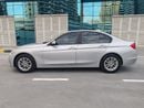 BMW 320i Std 2.0L