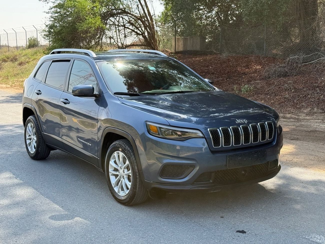 جيب شيروكي Sport 2.4L