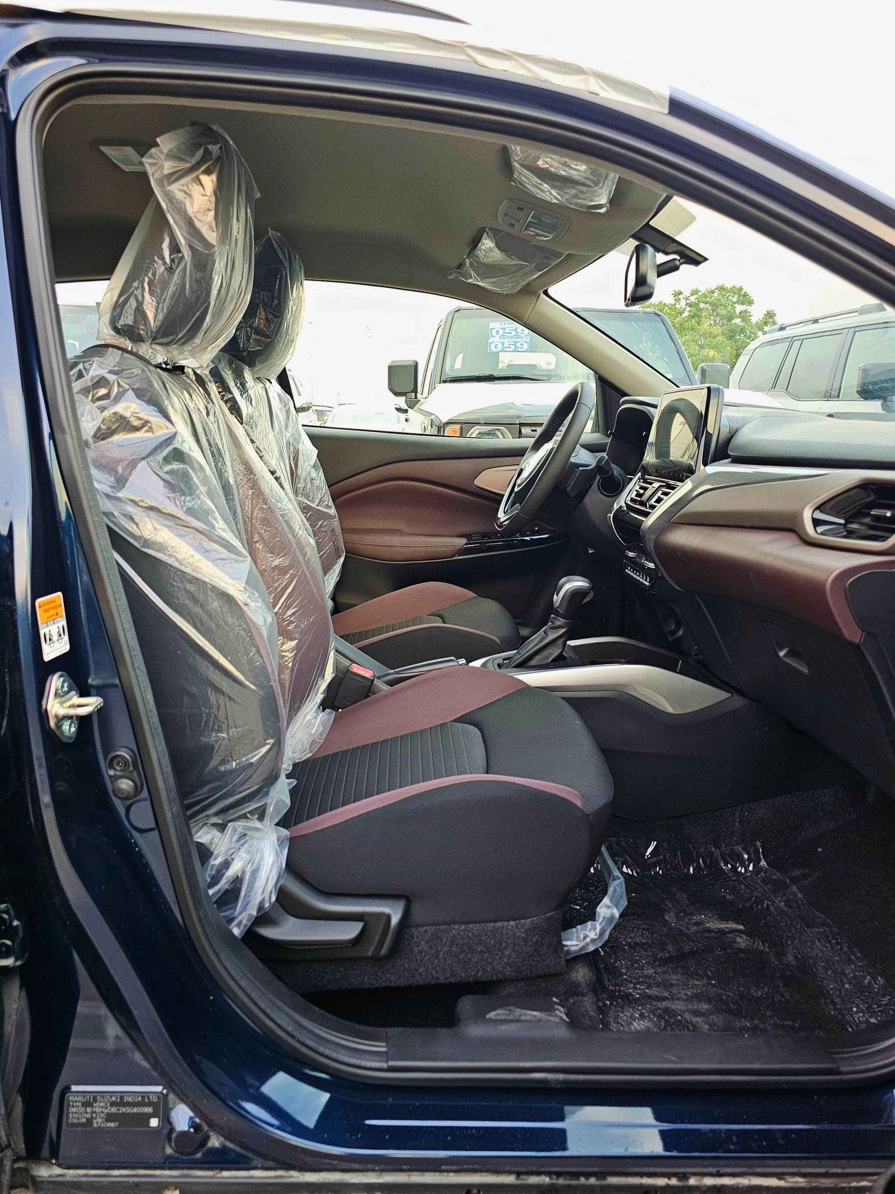 Suzuki Fronx GLX | HYBRID | 1.5L V4 PETROL| HEADUP DISPLAY | 360* CAMERAS | " 9" DISPLAY AUDIO (CODE # GLX)